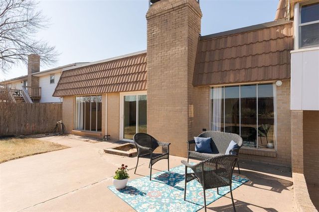 8720 Lakeaire Drive, Oklahoma City, OK 73132