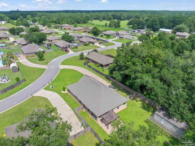 5958 Milan Dr, Pace, FL 32571