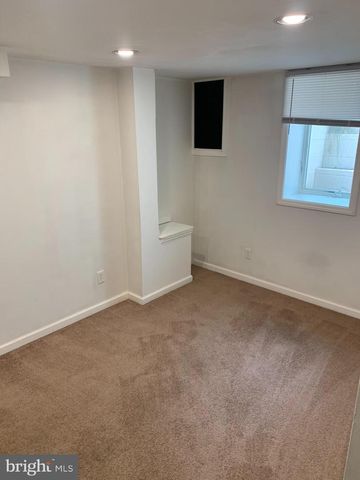 402 CARPENTER ST, Glassboro, NJ 08028