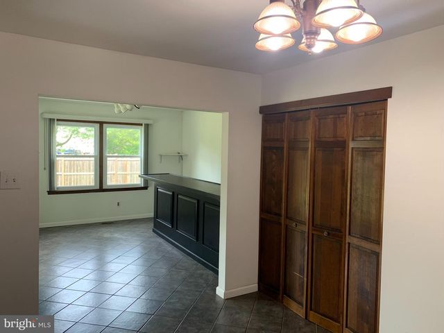 402 CARPENTER ST, Glassboro, NJ 08028