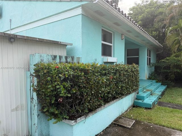 1146 Polk Street, Hollywood, FL 33019