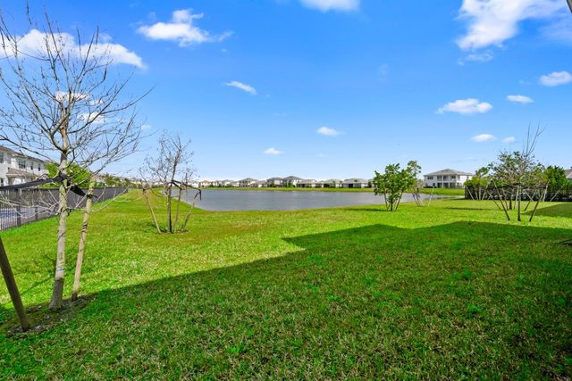 5236 Liberty Lane, Westlake, FL 33470