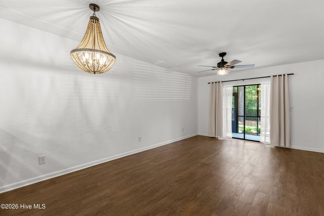 4313 Holly Tree Road, Wilmington, NC 28412