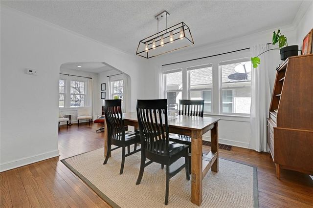 7305 Walnut Street, Kansas City, MO 64114