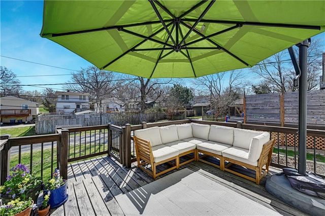 7305 Walnut Street, Kansas City, MO 64114