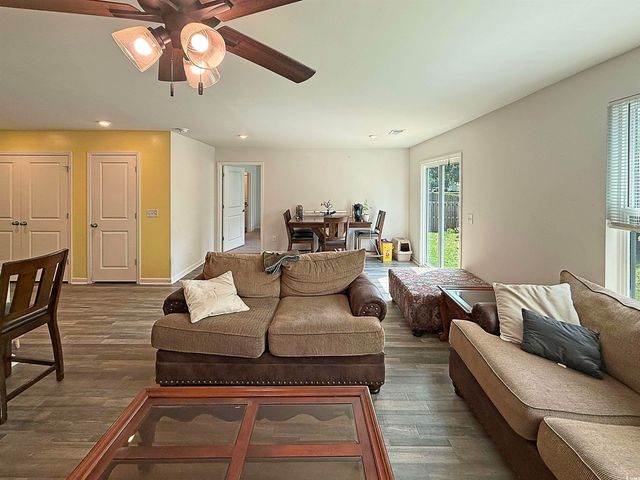 2021 Loblolly St., Georgetown, SC 29440