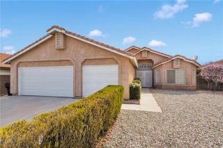 14463 Hillsborough Dr., Victorville, CA 92392