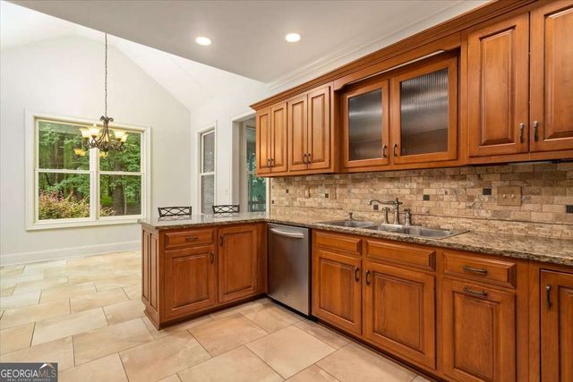 210 Old Elberton Road, Athens, GA 30601