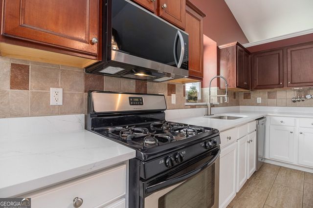 213 Overlook Court, Dallas, GA 30157