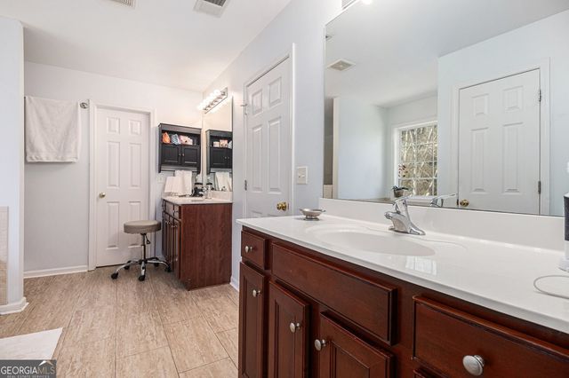 213 Overlook Court, Dallas, GA 30157