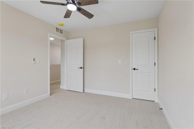 1122 E Pembroke AVE, Hampton, VA 23669