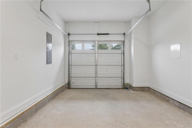 1122 E Pembroke AVE, Hampton, VA 23669