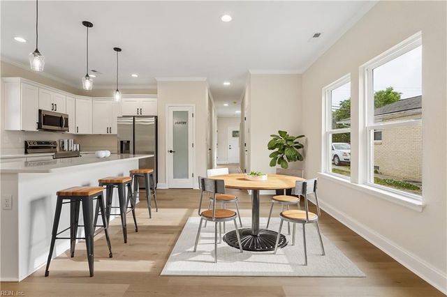 1122 E Pembroke AVE, Hampton, VA 23669