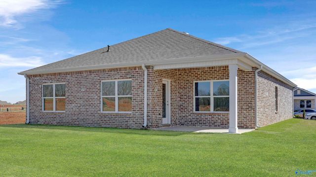 116 Meadow Path Drive, Meridianville, AL 35759