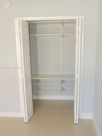 1152 99th St 27, Bay Harbor Islands, FL 33154