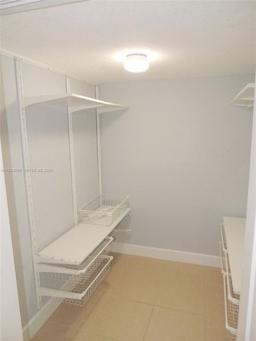 1152 99th St 27, Bay Harbor Islands, FL 33154