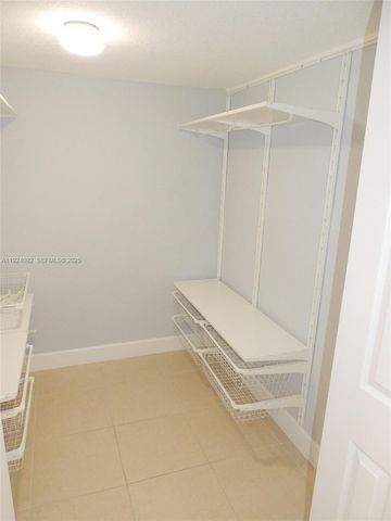 1152 99th St 27, Bay Harbor Islands, FL 33154