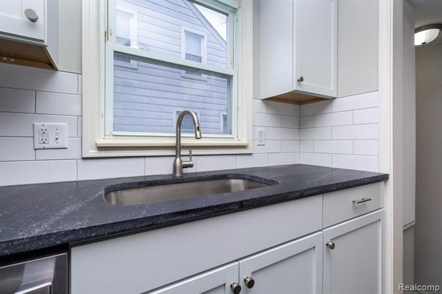 313 S Edison Avenue, Royal Oak, MI 48067