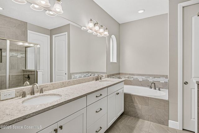 8373 Loren Cove Drive, Melbourne, FL 32940