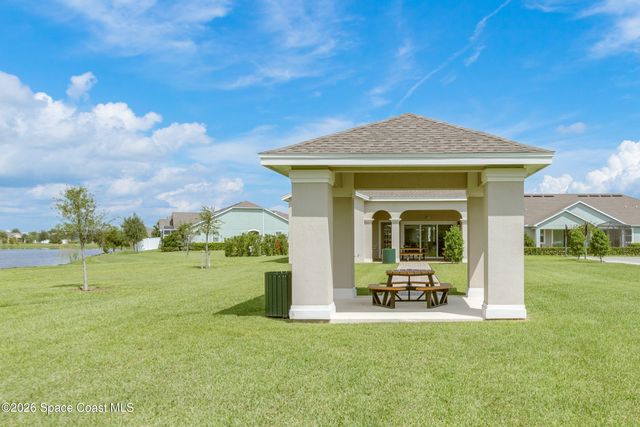 8373 Loren Cove Drive, Melbourne, FL 32940