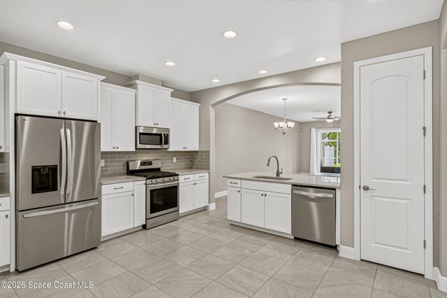 8373 Loren Cove Drive, Melbourne, FL 32940