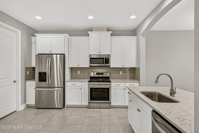 8373 Loren Cove Drive, Melbourne, FL 32940
