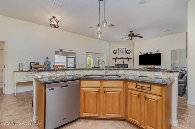 690 Grant Road, Palm Bay, FL 32909