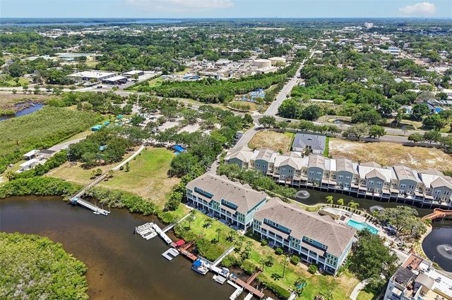 131 ATHENIAN WAY, Tarpon Springs, FL 34689