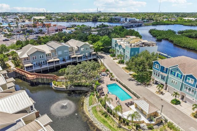 131 ATHENIAN WAY, Tarpon Springs, FL 34689