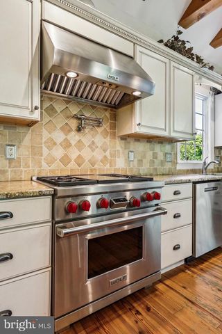 11 HILLIARDS BRIDGE RD, Southampton, NJ 08088