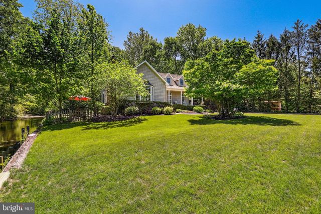 11 HILLIARDS BRIDGE RD, Southampton, NJ 08088