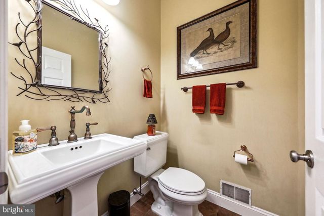 11 HILLIARDS BRIDGE RD, Southampton, NJ 08088