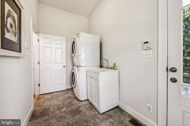 11 HILLIARDS BRIDGE RD, Southampton, NJ 08088