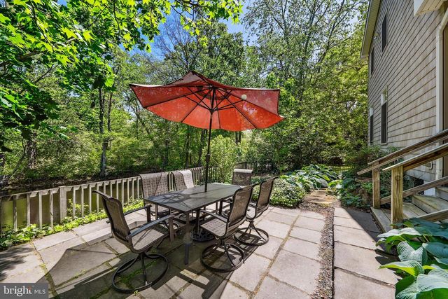 11 HILLIARDS BRIDGE RD, Southampton, NJ 08088