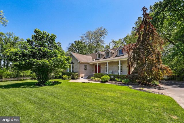 11 HILLIARDS BRIDGE RD, Southampton, NJ 08088
