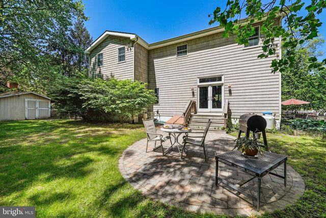 11 HILLIARDS BRIDGE RD, Southampton, NJ 08088