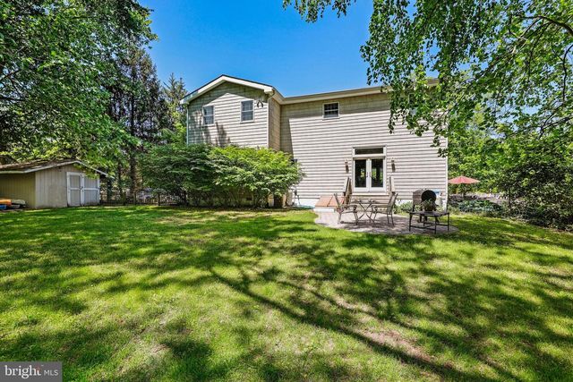 11 HILLIARDS BRIDGE RD, Southampton, NJ 08088