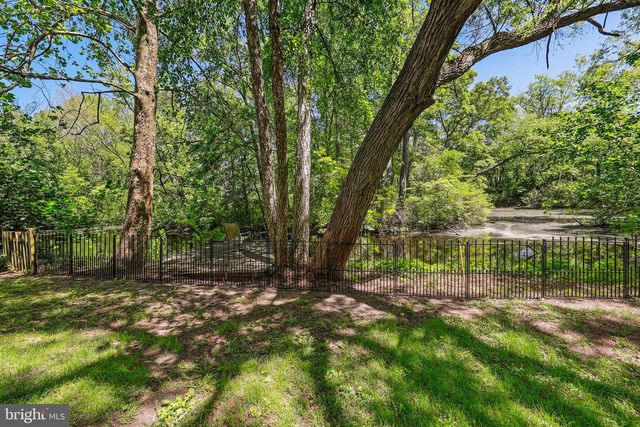 11 HILLIARDS BRIDGE RD, Southampton, NJ 08088