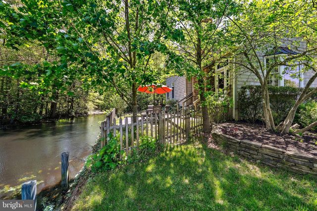 11 HILLIARDS BRIDGE RD, Southampton, NJ 08088