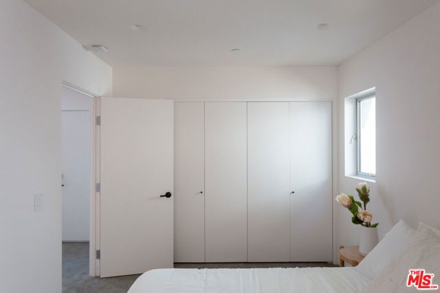 8870 Wonderland Avenue, Los Angeles, CA 90046