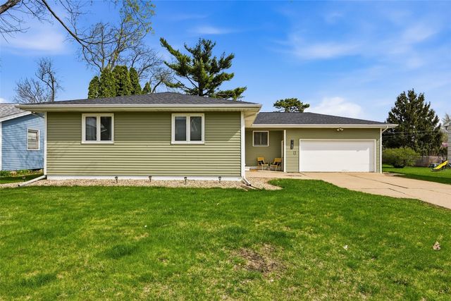 1780 25th Avenue, Marion, IA 52302