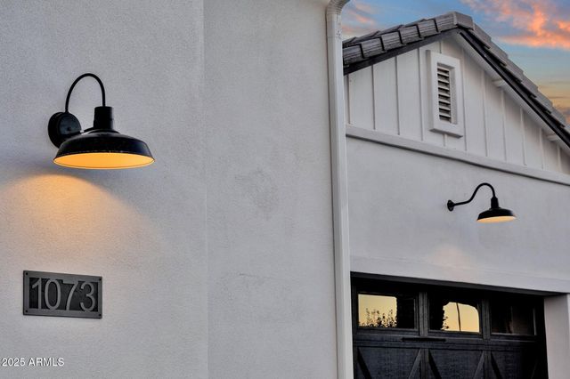 1151 E PEACH TREE Drive, Chandler, AZ 85249