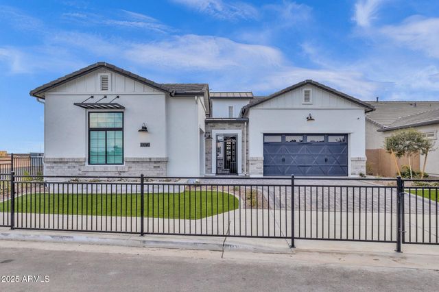 1151 E PEACH TREE Drive, Chandler, AZ 85249