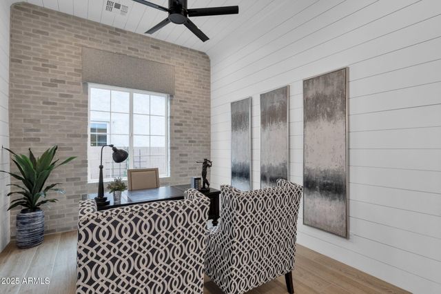 1151 E PEACH TREE Drive, Chandler, AZ 85249