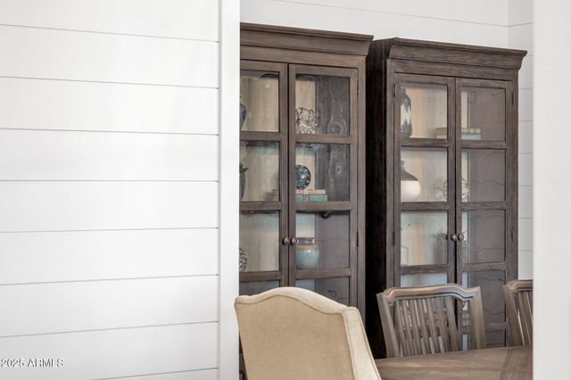 1151 E PEACH TREE Drive, Chandler, AZ 85249