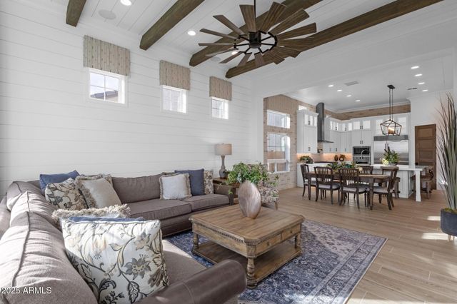 1151 E PEACH TREE Drive, Chandler, AZ 85249