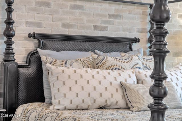 1151 E PEACH TREE Drive, Chandler, AZ 85249