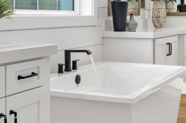 1151 E PEACH TREE Drive, Chandler, AZ 85249