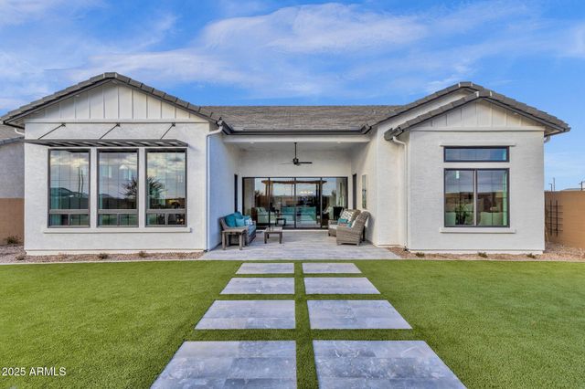 1151 E PEACH TREE Drive, Chandler, AZ 85249