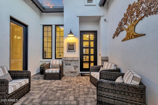 1151 E PEACH TREE Drive, Chandler, AZ 85249